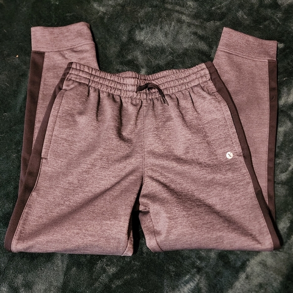 Xersion Quick Dry Joggers | Boys 10/12 | Black & Gray - Picture 5 of 6